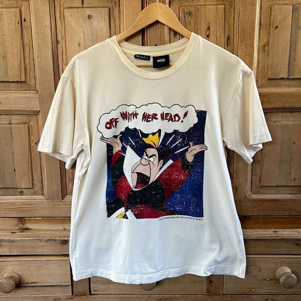 Mo & Co Womens XS Alice‎ in Wonderland Off With Her Head Queen of Hearts T Shirt